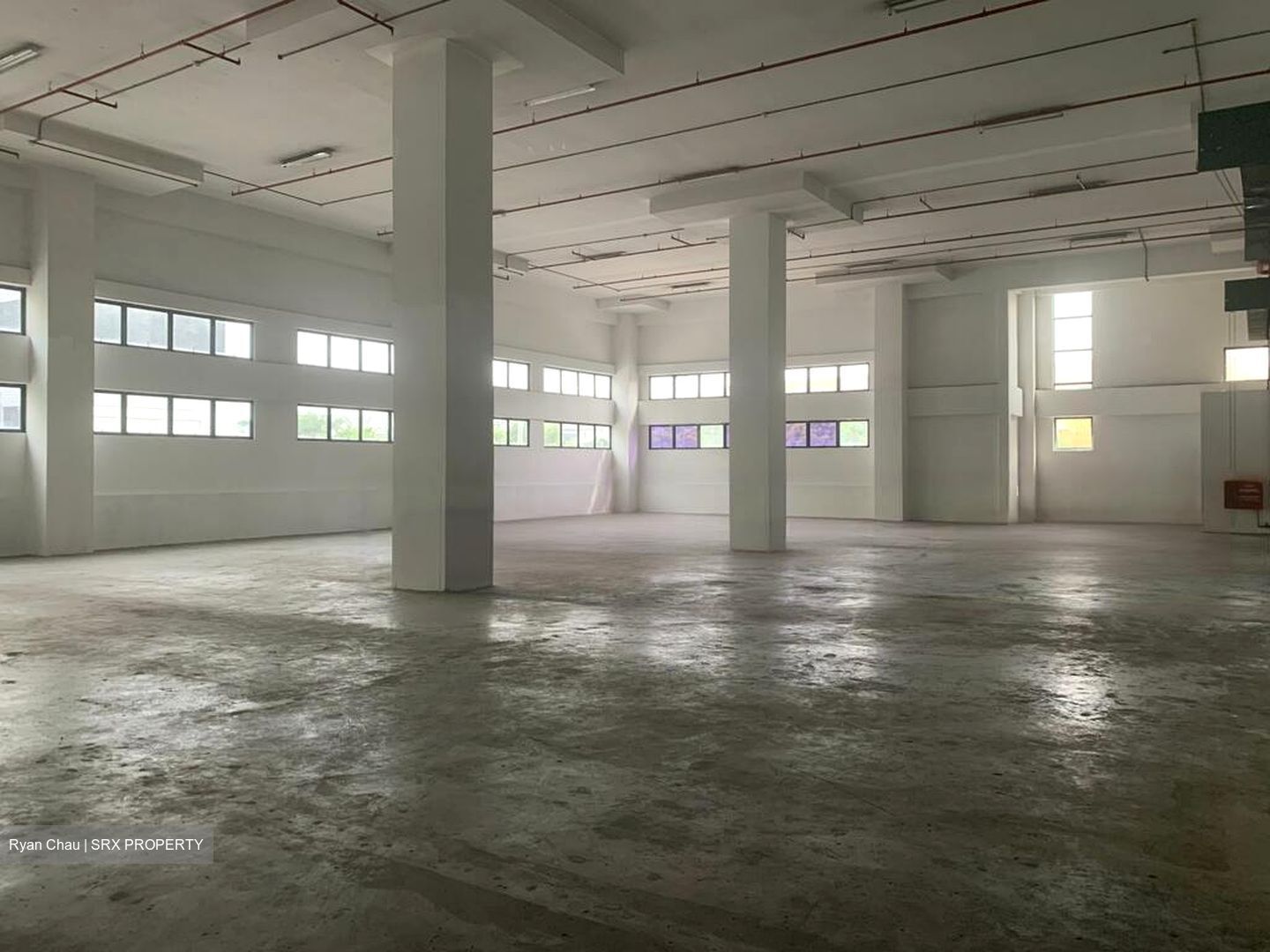 Benoi Crescent (D22), Warehouse #466074311